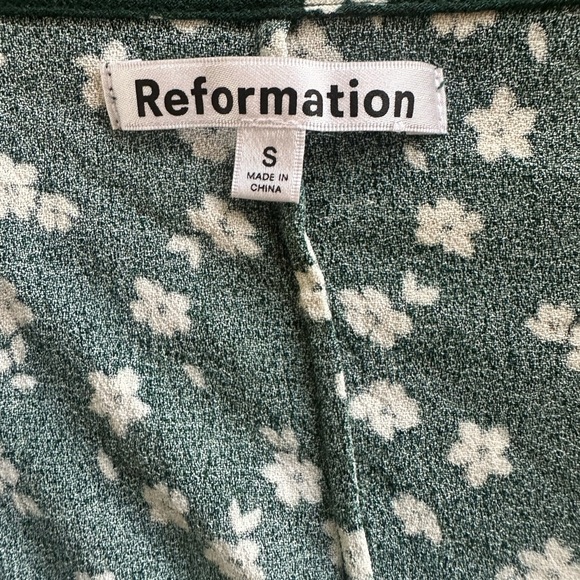 Reformation Green With Cream Flowers “Nell” Top Size Small - Picture 9 of 12